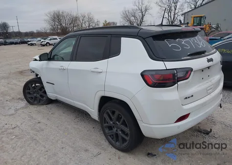 2025 Jeep Compass Limited 4X4 from USA, damaged, VIN 3C4NJDCN6ST537365